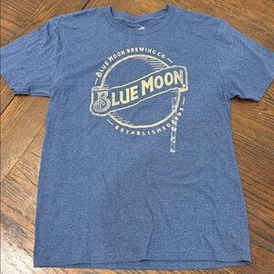 NWT Men's Heather Blue Tee